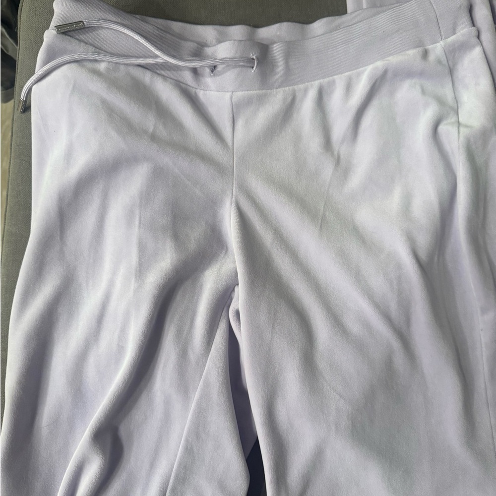 Juicy Couture Light Purple Sweatpants with Sparkling Logo - Picture 2 of 2